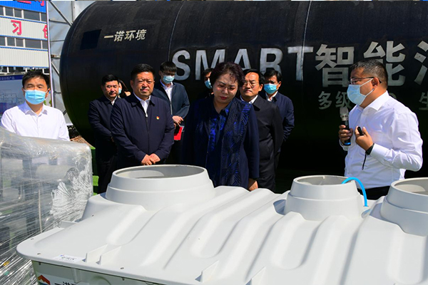 朝陽(yáng)市新任市委書(shū)記張淑萍及調(diào)研組領(lǐng)導(dǎo)蒞臨一諾環(huán)保產(chǎn)業(yè)園考察調(diào)研工作